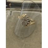 14ct GOLD DIAMOND CLUSTER RING