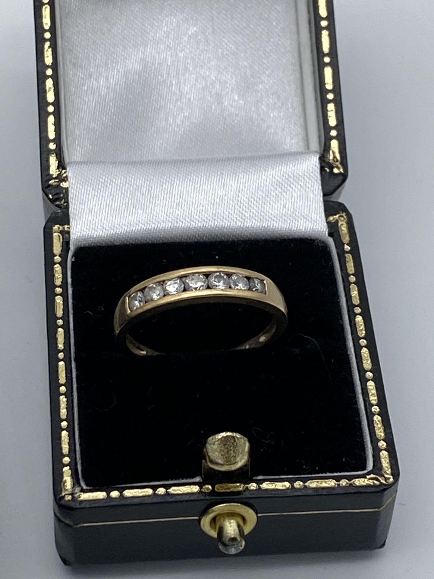 9ct Gold White Stone Channel Set Ring