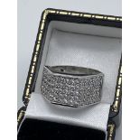 Gents 9ct \white Gold White Stone Set Ring