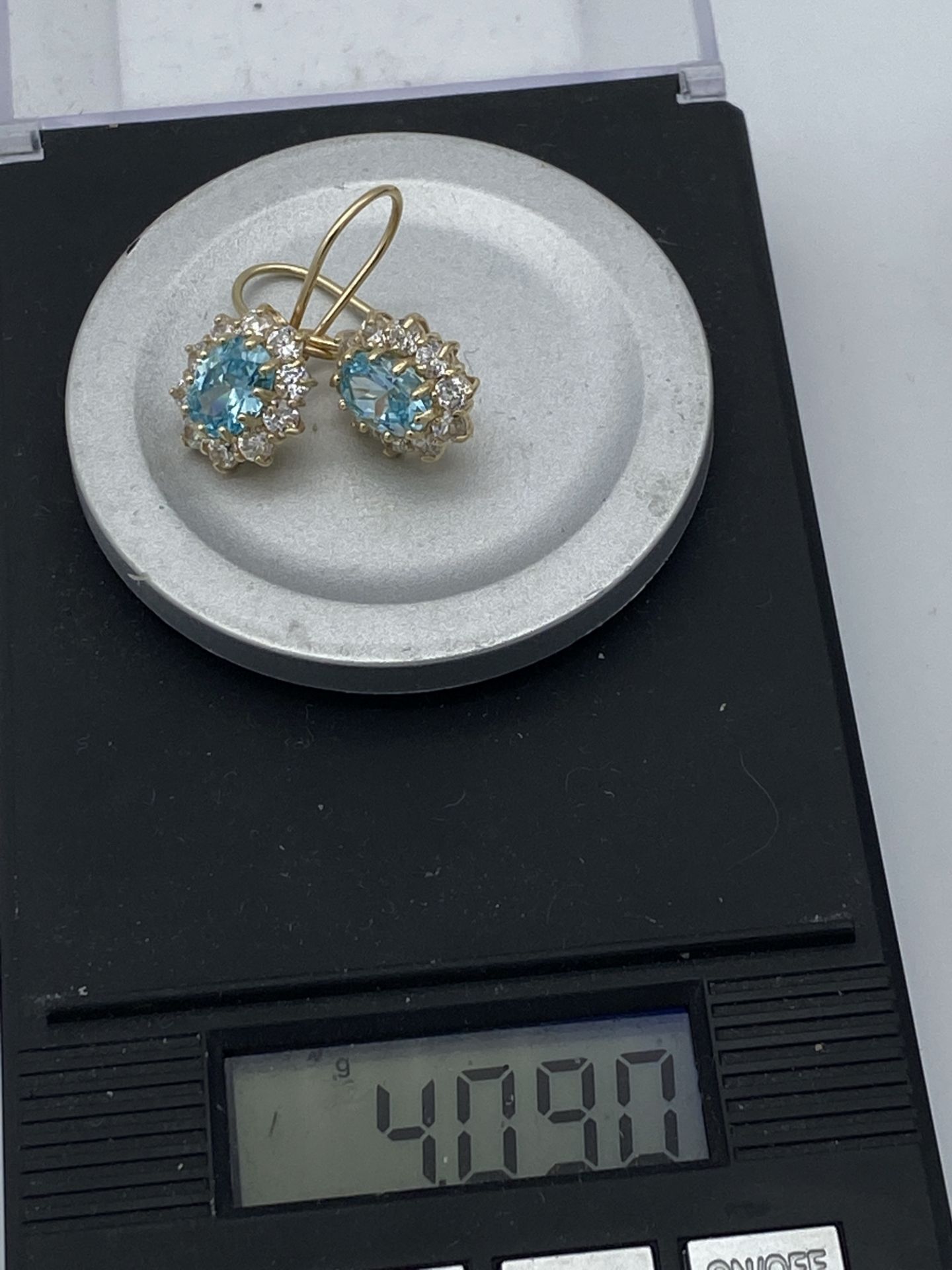 9ct Gold Blue Stone Set EarrIngs - Image 2 of 2