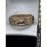 9ct Gold Ring Depicting Jaguar Cat