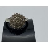 9ct GOLD 1.00ct DIAMOND CLUSTER RING - STONE MISSING