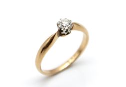 Ring aus 585er Gold mit einem Diamanten
