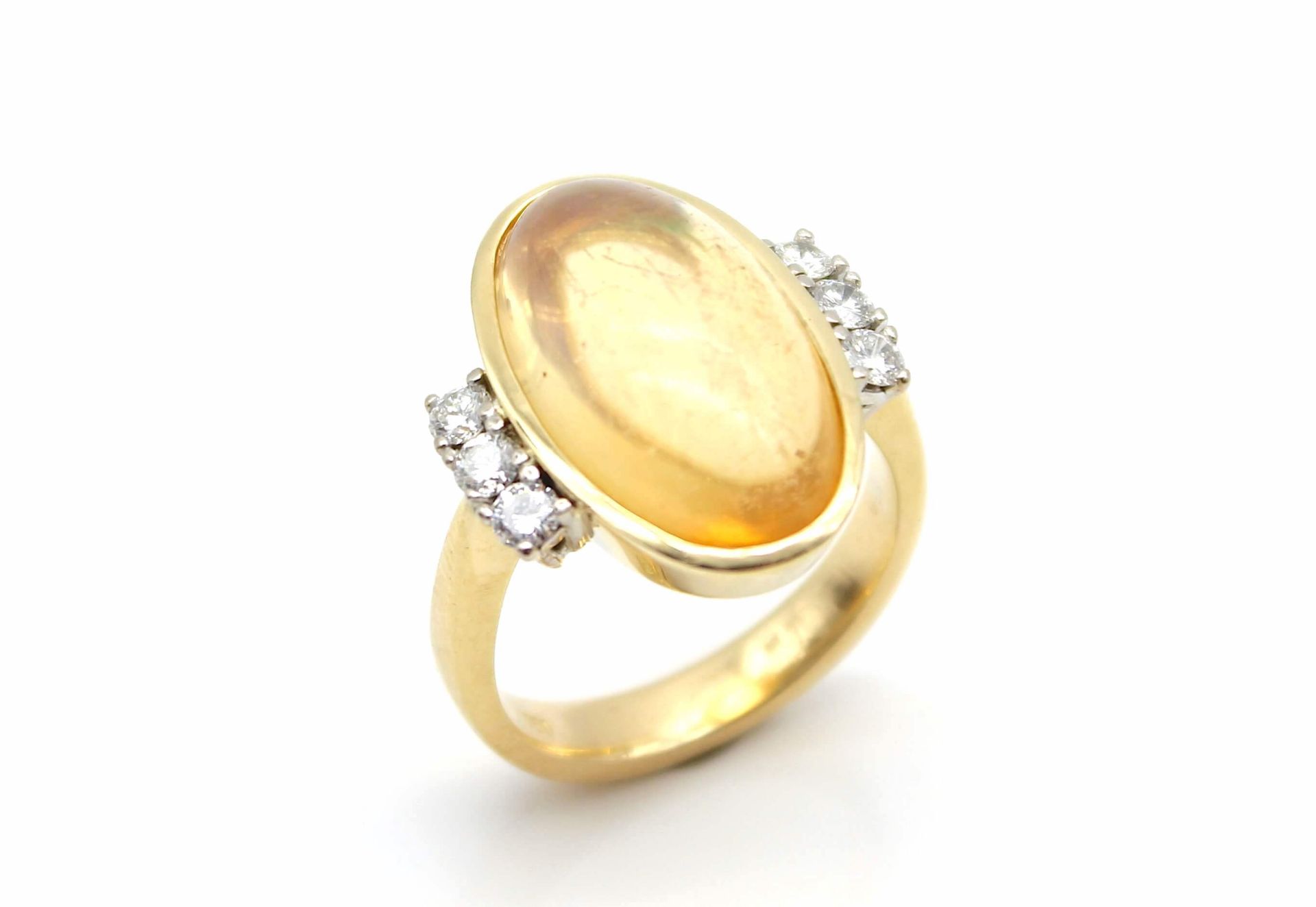 Ring aus 750er Gold mit einem Kristallopal und 6 Brillanten - Image 3 of 4