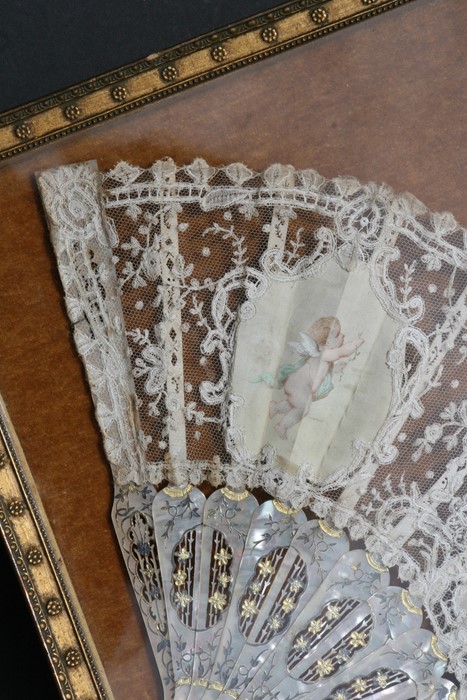 A 19th century fan with mother of pearl sticks and lace leaf decorated with three vignettes with - Image 6 of 7