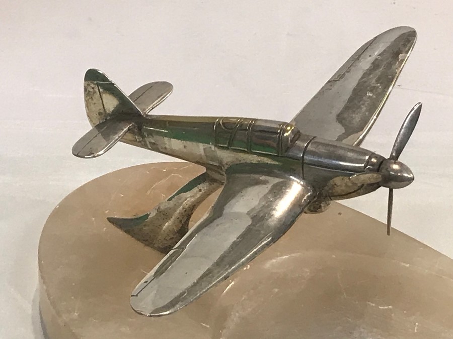 A mid century desk stand, surmounted a silver plated Spitfire on the alabaster base, 18 cm, 7 inch - Image 2 of 3