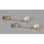 A pair of 9ct gold screw-back faux pearl drop earrings.