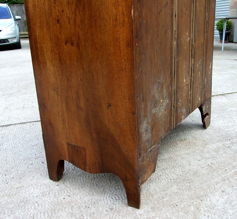 A 19th century mahogany chest of four graduated long drawers, 100cms (39.5ins) wide.Condition - Image 3 of 3