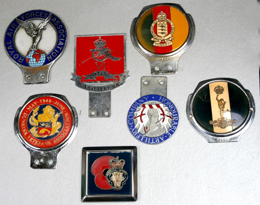 Assorted military associated badge bar badges including 6 Battery RA, Dunkirk Veterans