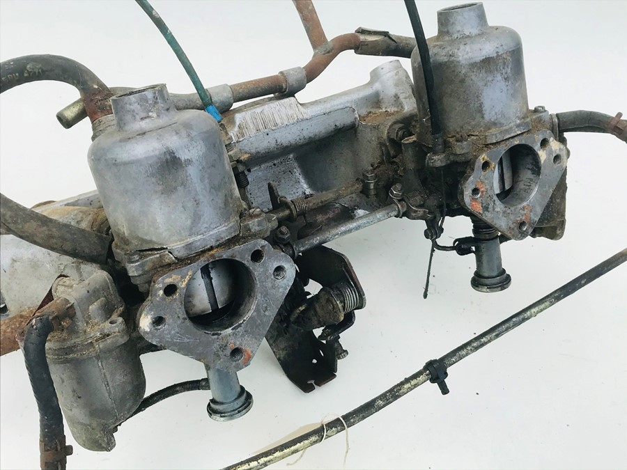 A pair of SU carburettors,mounted on a 6 cylinder manifold, possibly for a Rover - Image 4 of 4