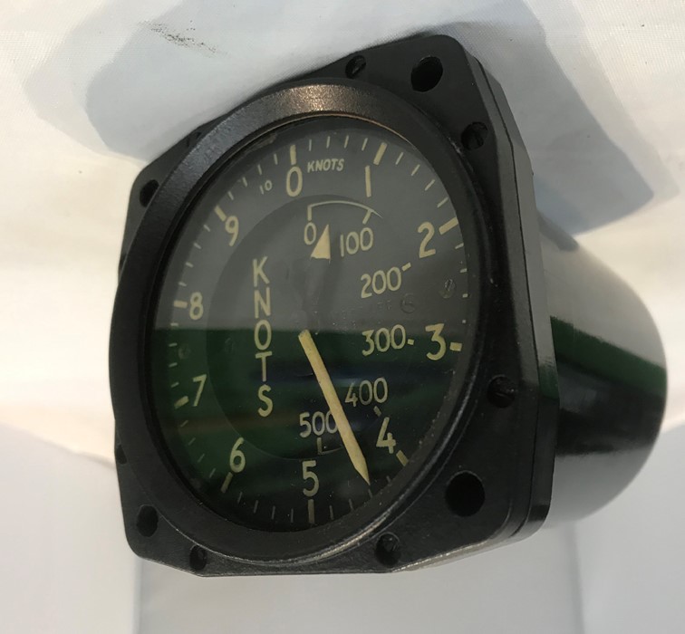 A military issue aircraft knots dashboard clock, made by Smiths, model No. 3, ref No. 6A/4133, 8