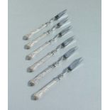 A set of six silver handled cake forks, Sheffield 1940 (6).