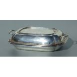 A silver entre dish and cover, Sheffield 1934, weight 1315g.