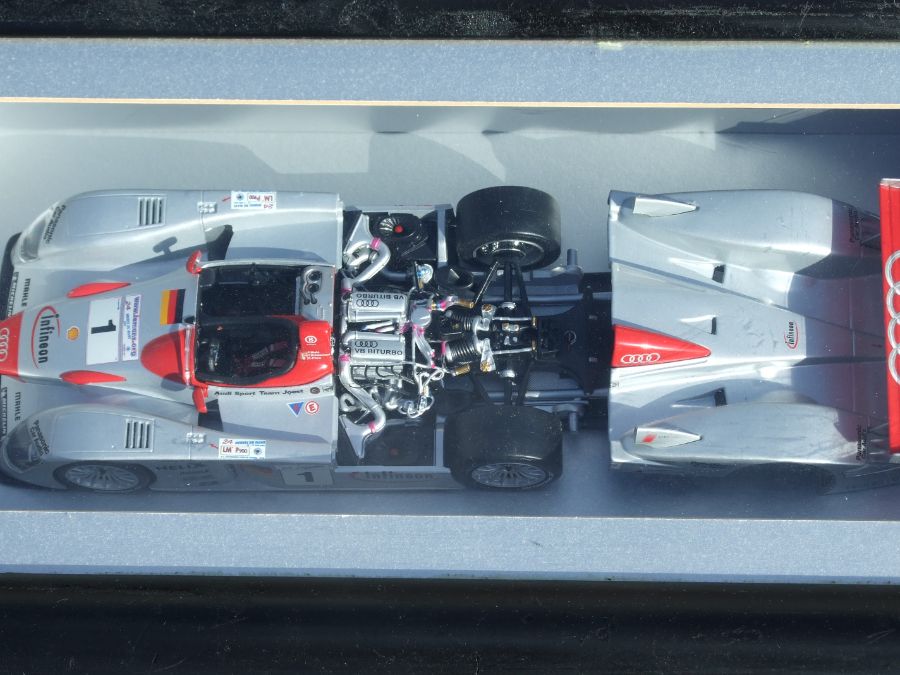 A Century Box Collection 1:18 scale diorama of the Infineon Audi R8 Le Mans winner 2001 and - Image 3 of 3
