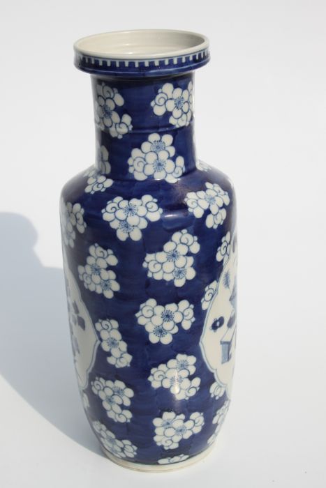 A Chinese blue & white rouleau vase decorated with birds and precious objects within panels, on a - Image 13 of 18