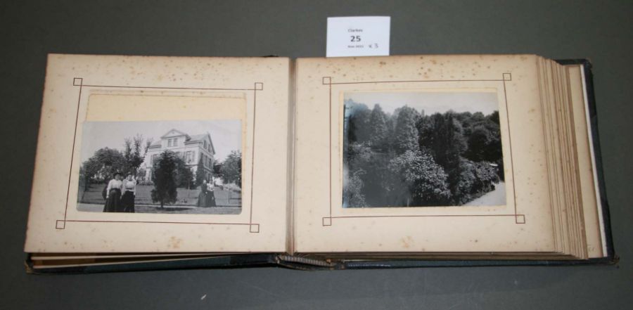 Three early 20th century photo albums (3).Condition Report. - Image 18 of 33