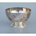 A silver footed bowl, Birmingham 1965, 8.5cms diameter, weight 136g.