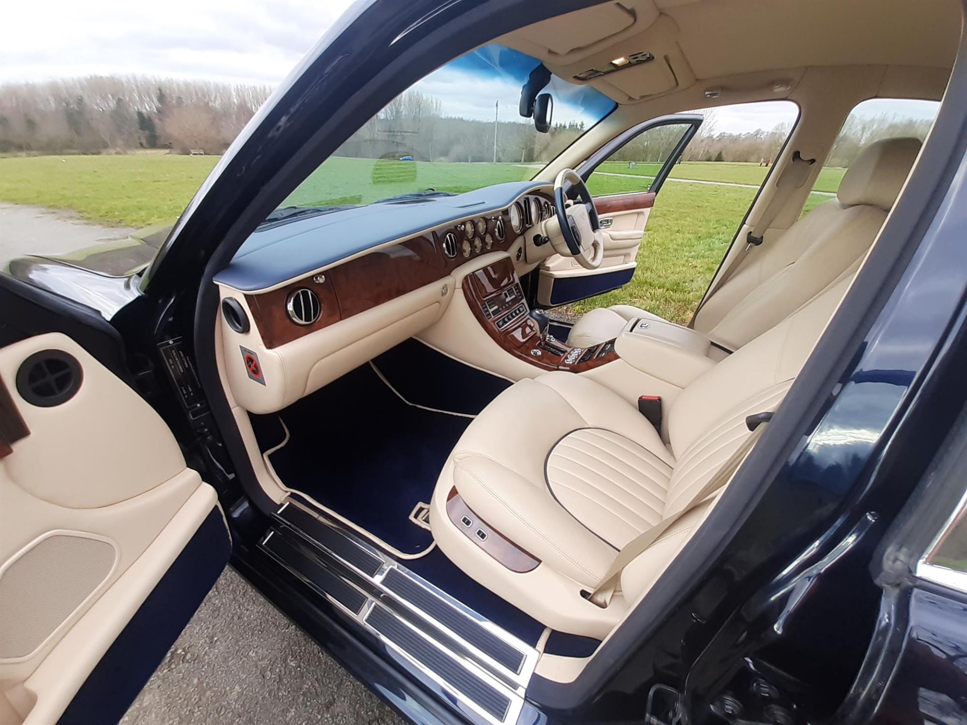 2001 Bentley Arnage Red Label - Image 11 of 20