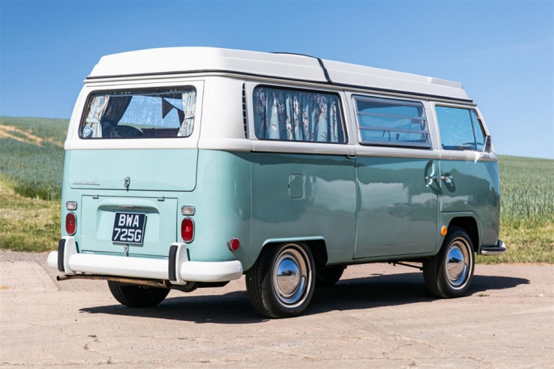 1969 Volkswagen Type 2 Westfalia Bay Window Camper - Image 6 of 10