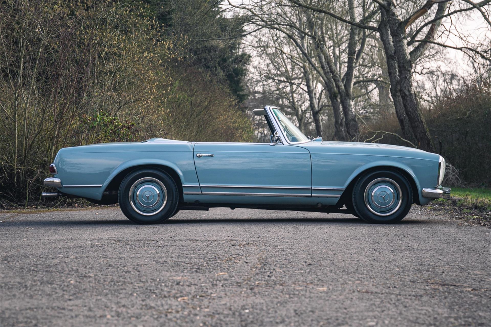 1963 Mercedes-Benz 230SL (W113)