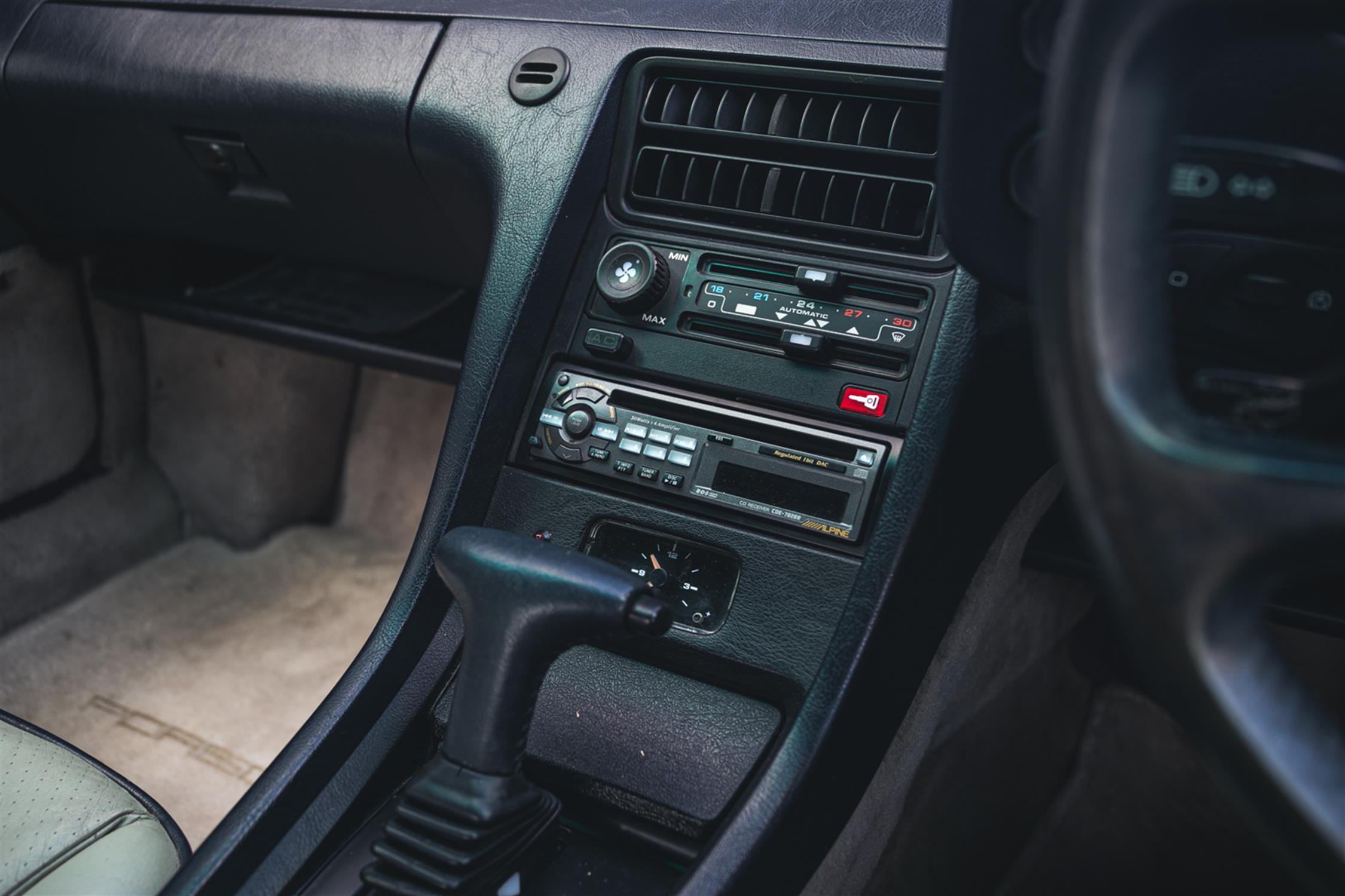 1989 Porsche 928 S4 Auto - Image 9 of 10