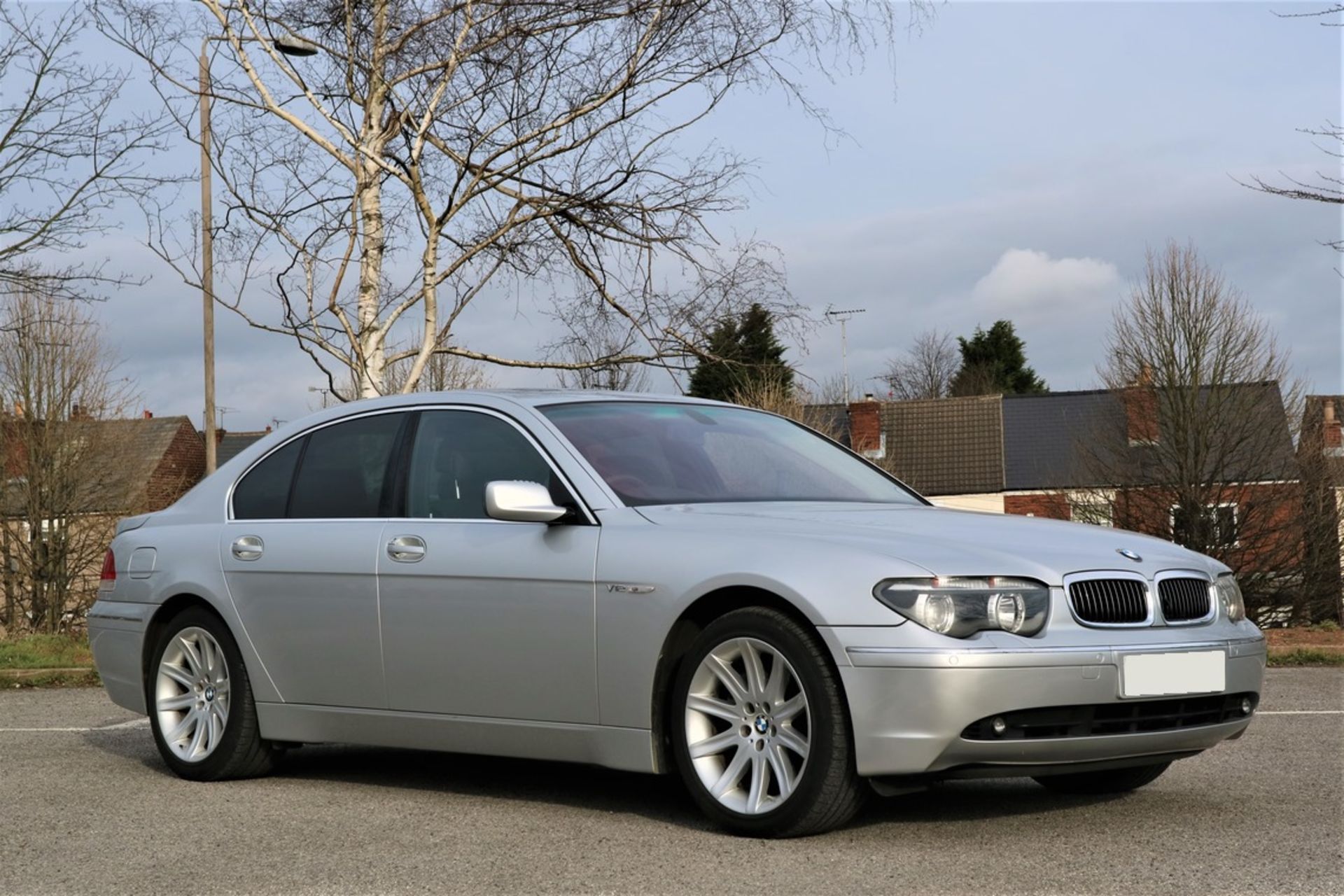 2003 BMW 760i (E65) V12