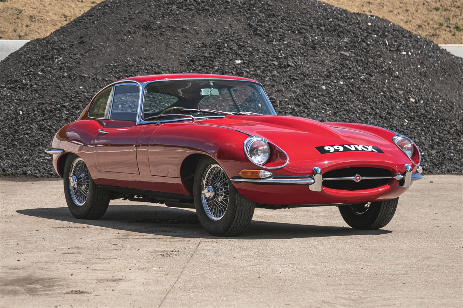 1967 Jaguar E-Type S1.5 FHC - Image 3 of 4