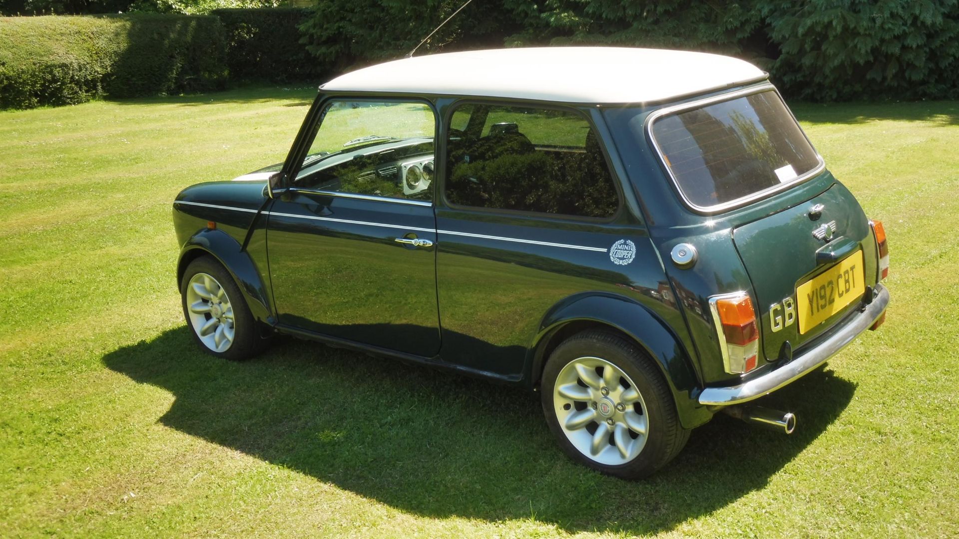 2001 Rover Mini Cooper 40th Anniversary Limited-Edition Automatic - Image 8 of 8