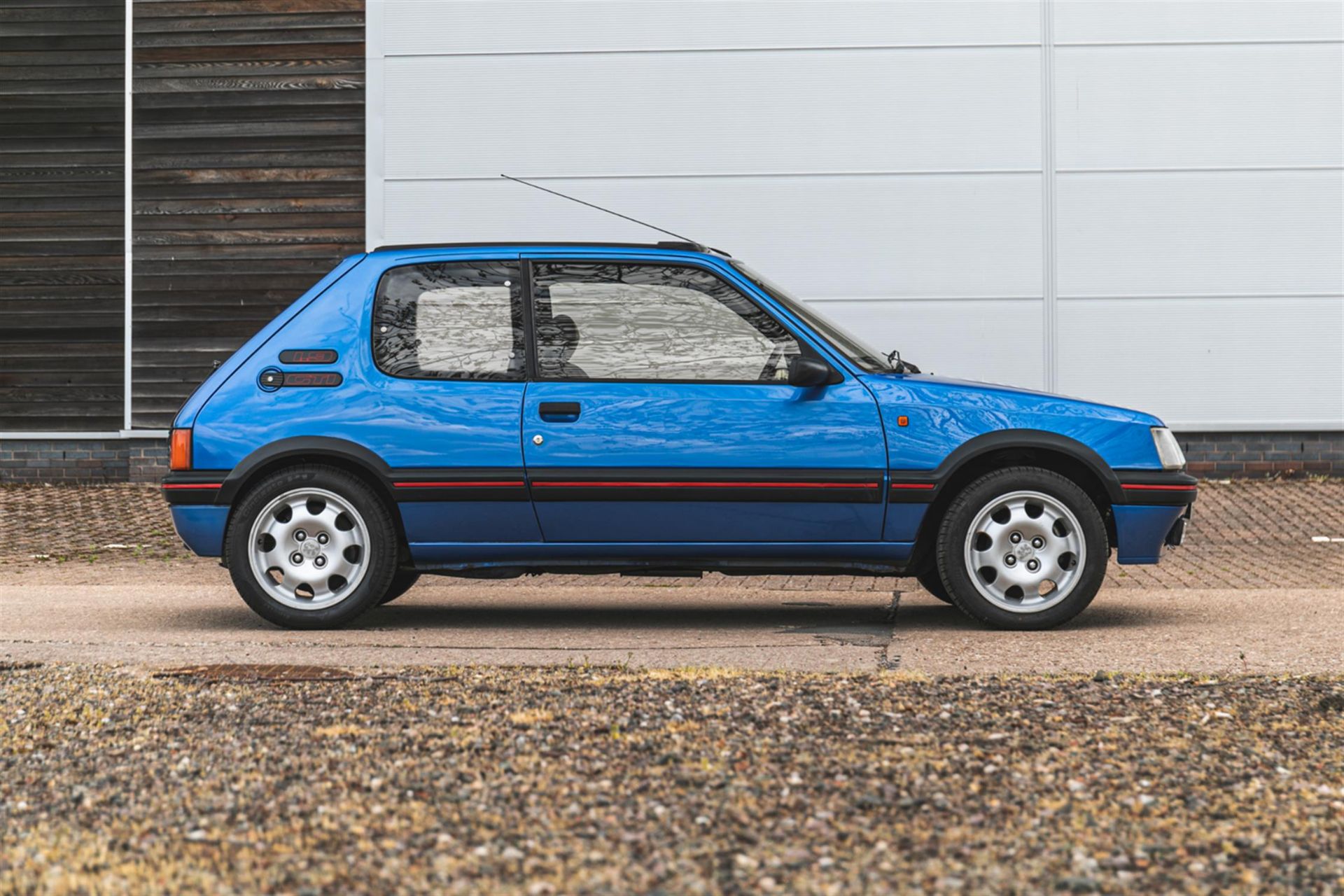 1990 Peugeot 205 GTi - Image 3 of 4