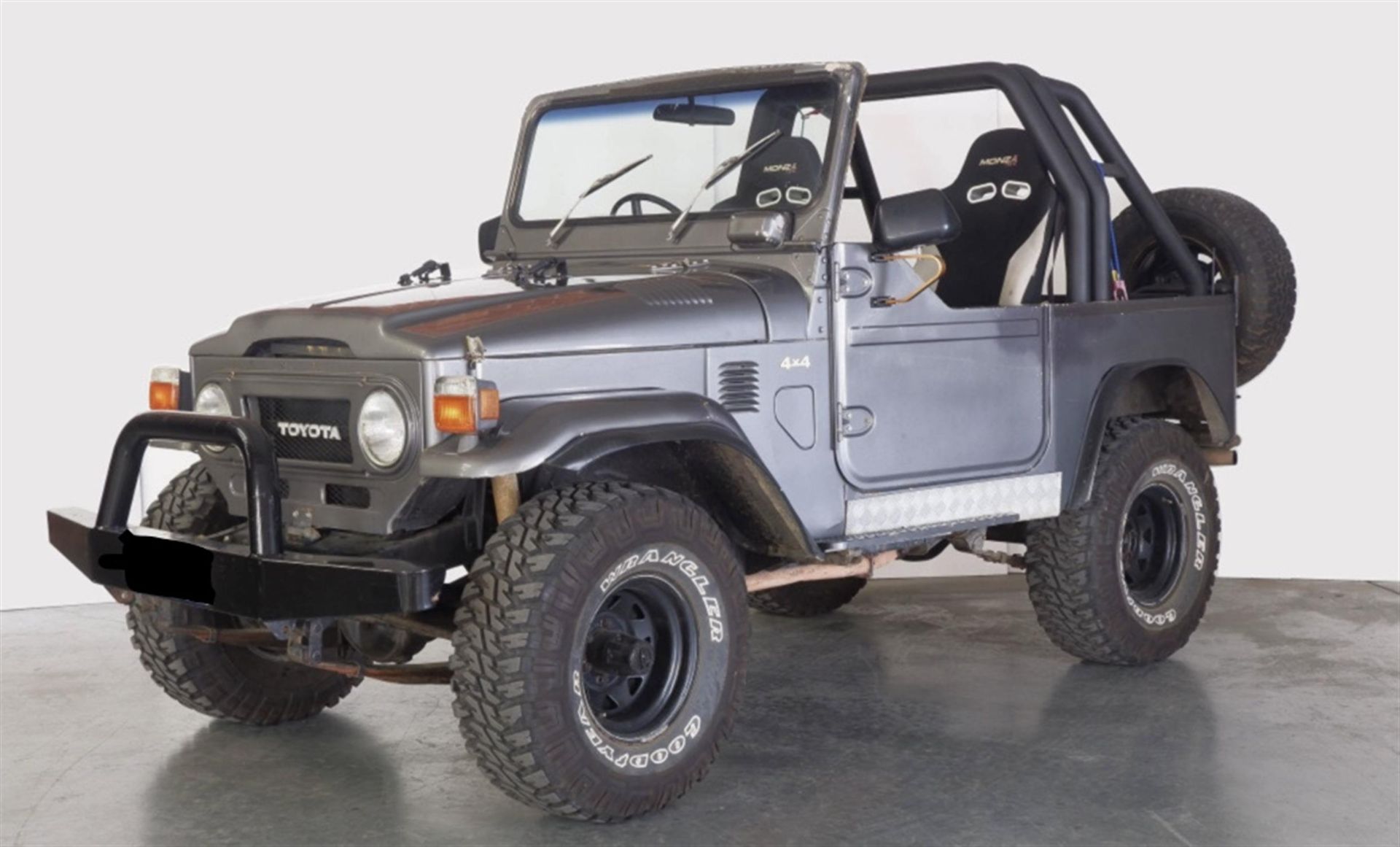 1976 Toyota FJ40 Land Cruiser 2-door Pick-Up. - Image 3 of 6