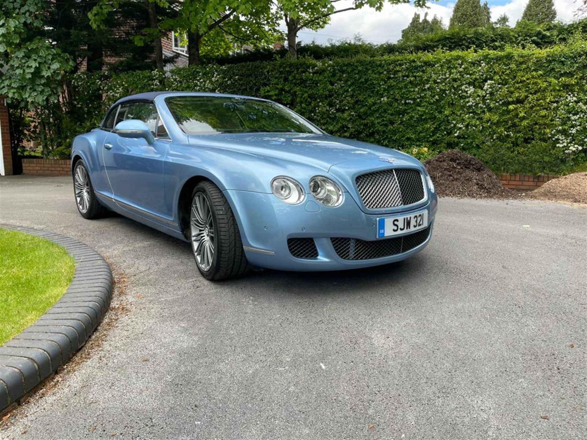 2009 Bentley Continental GTC Speed - Image 2 of 4