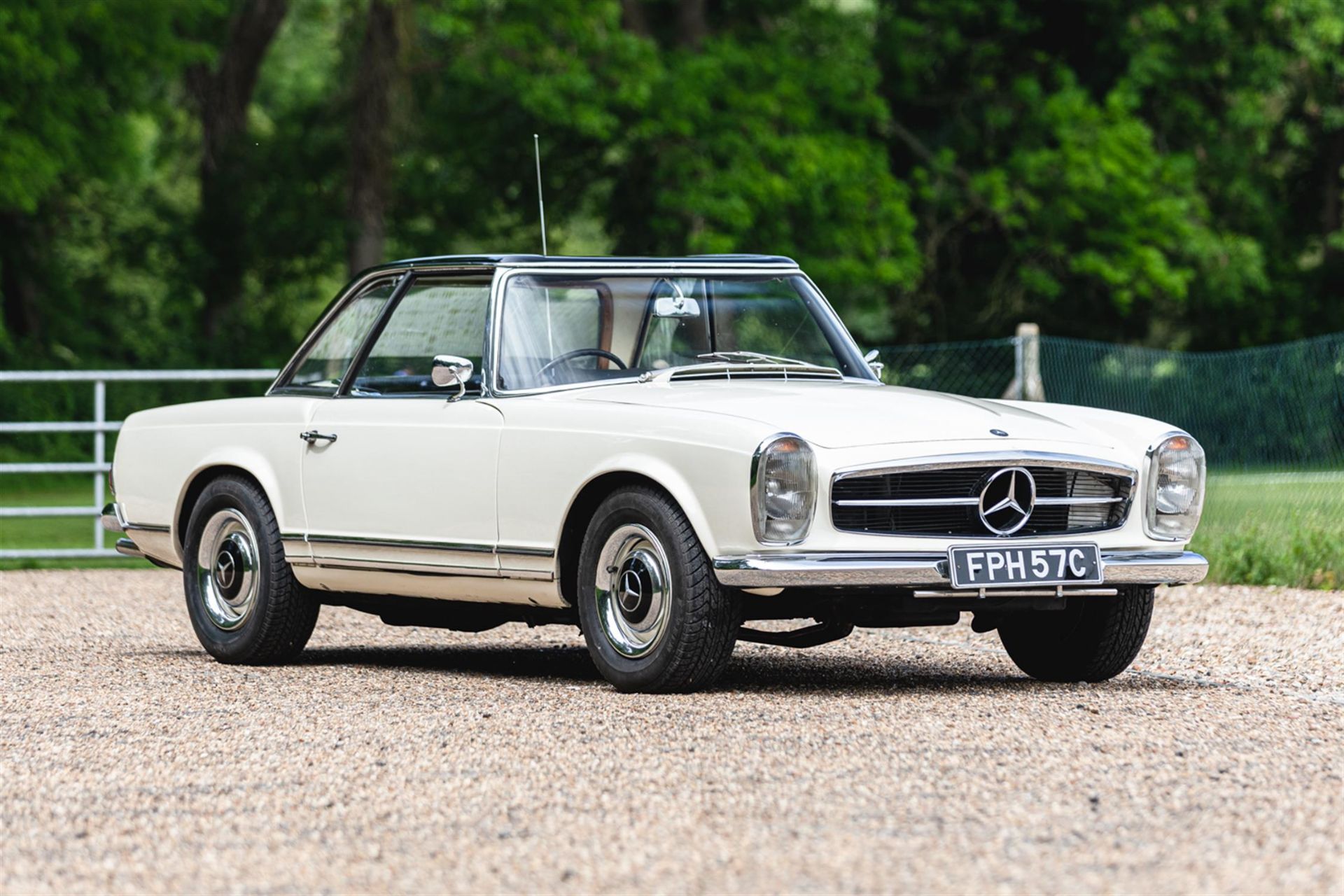 1965 Mercedes-Benz 230SL (W113) - Ex Britt Ekland