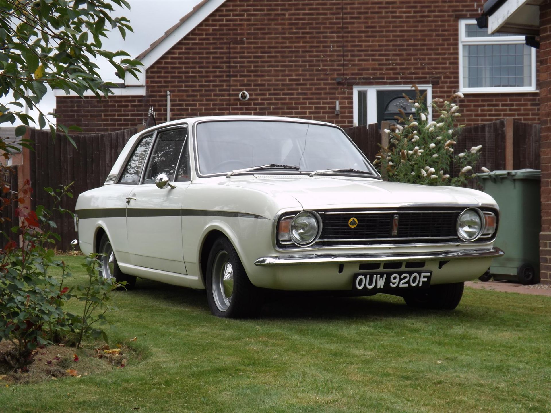 1967 Ford Cortina Lotus Twin Cam - Image 3 of 4