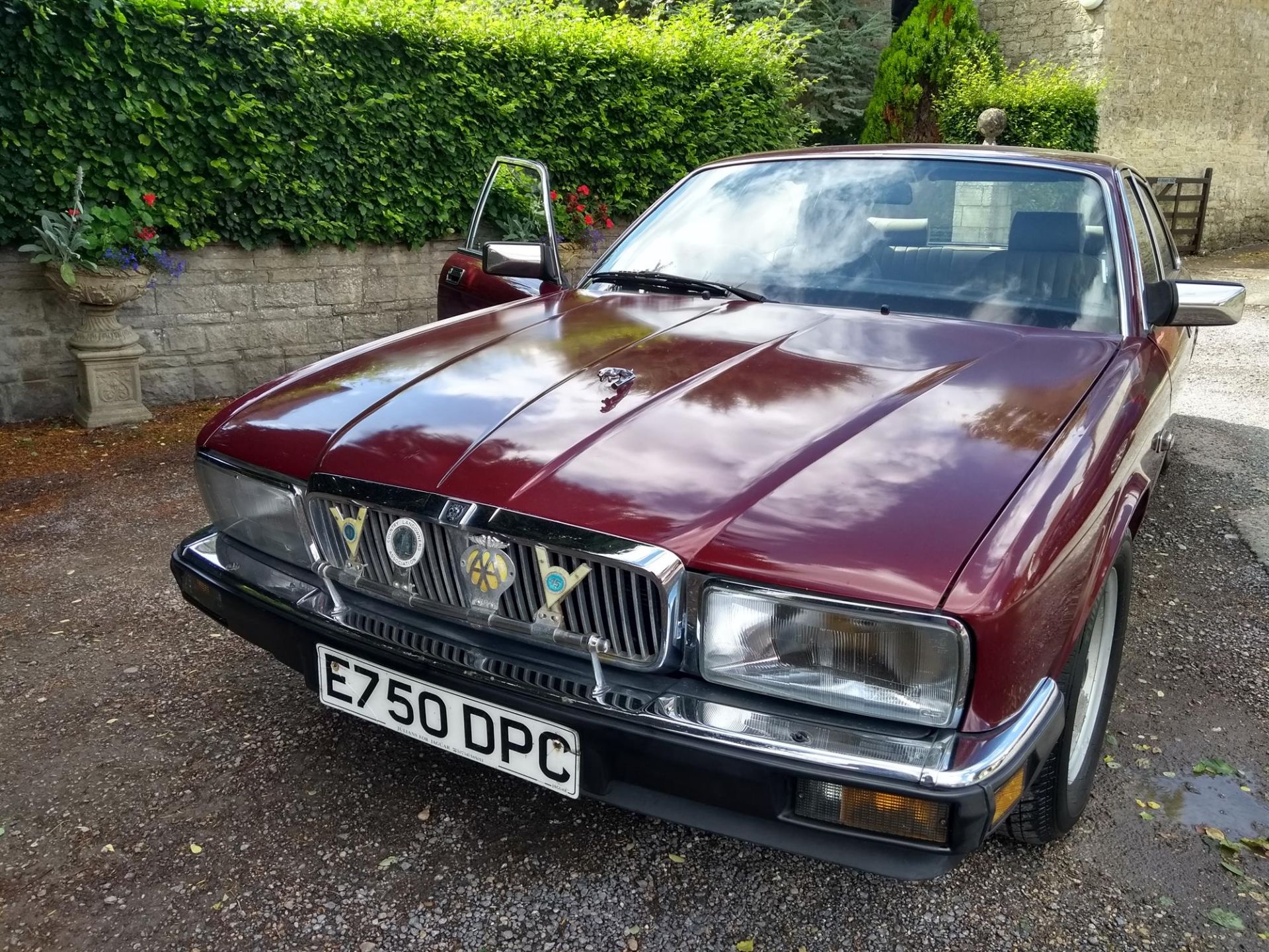 1987 Jaguar Soveriegn (XJ40) - Image 3 of 4