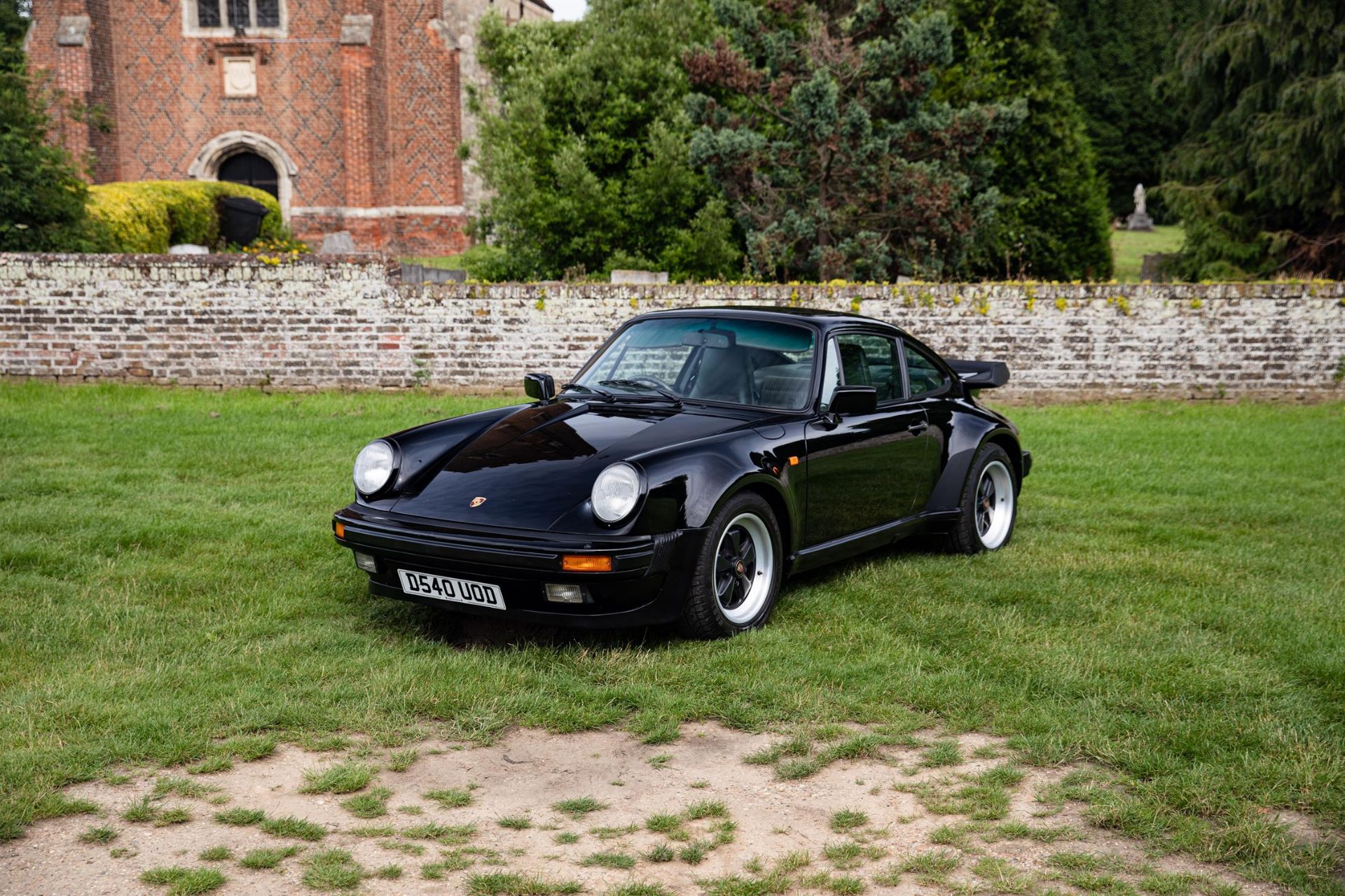 1986 Porsche 911 3.2 SSE Coupe - Image 2 of 6