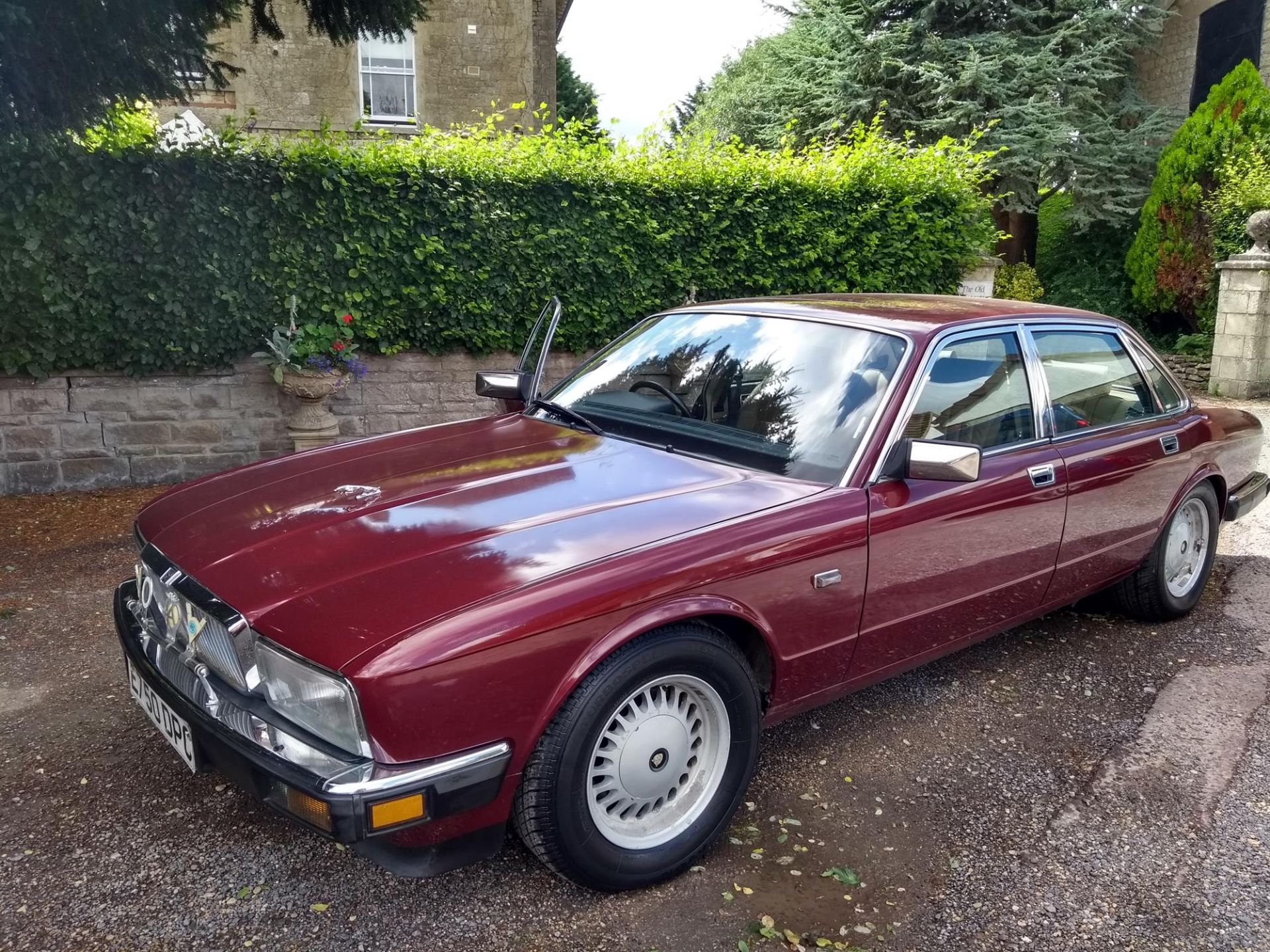 1987 Jaguar Soveriegn (XJ40)