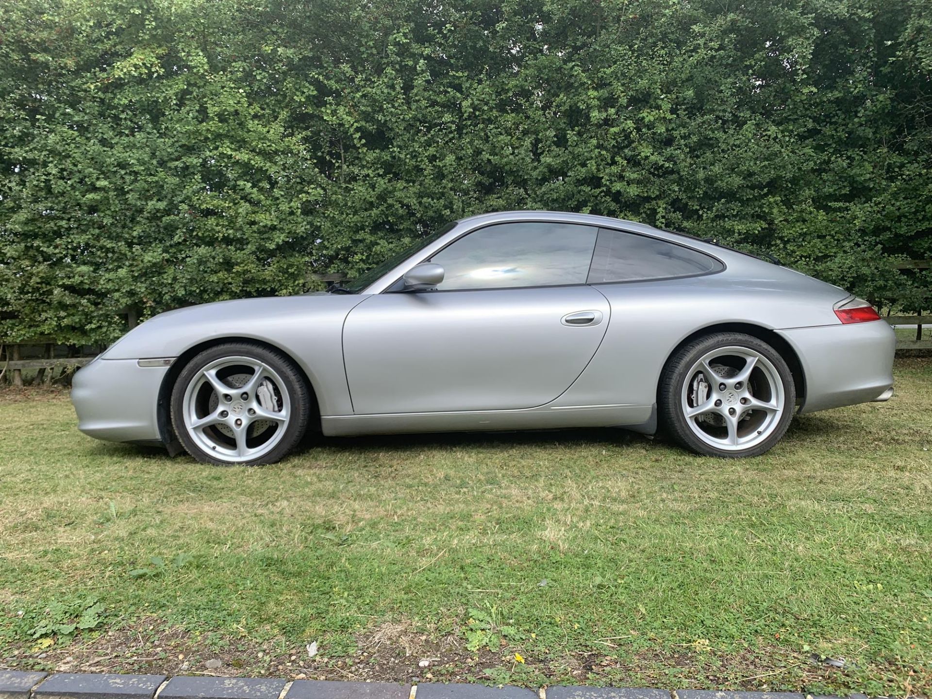 2003 Porsche 911(996.2) 3.6 Carrera 4 Coupé - Image 3 of 8