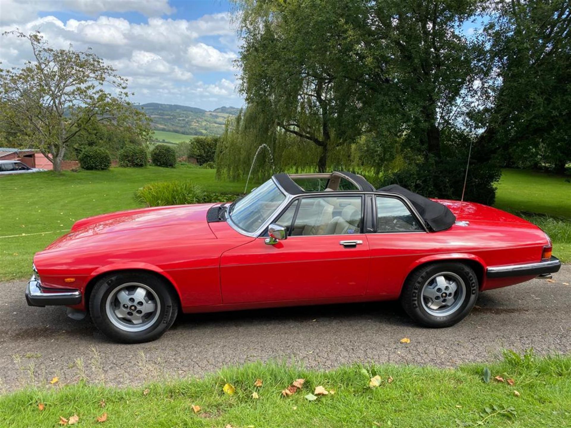 1986 Jaguar XJ-SC Cabriolet V12 HE - Image 2 of 5