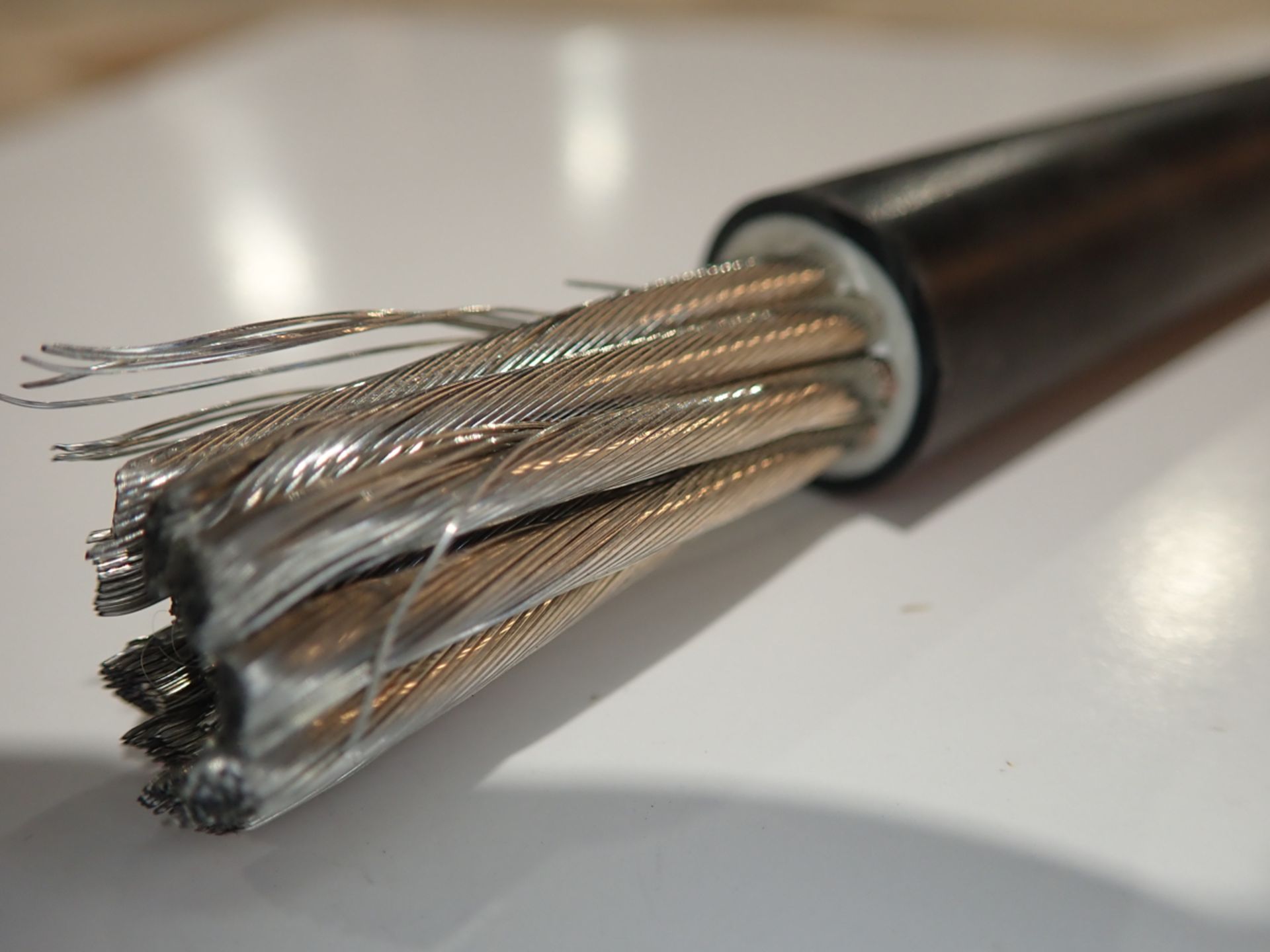TIN PLATED COPPER CABLE APPROX. LENGTH: 400 METERS, APPROX. WEIGHT: 360 KG - Image 2 of 2