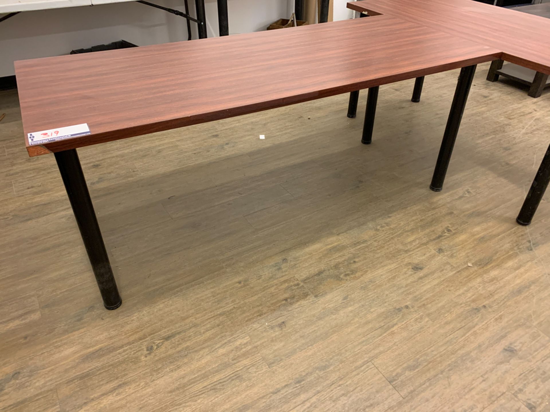 LOT DE 2 TABLES EN MELAMINE, 60" X 30" X 29" & 72" X 30" X 29" - Image 2 of 3