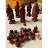 5 CHINESE WOODEN FIGURES OF SCHOLARS ALONG WITH CARVED BEADS