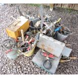 LARGE QUANTITY OF MAINLY HAND TOOLS & ELECTRIC TILE CUTTER