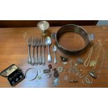 VARIOUS SILVERPLATED ITEMS INCLUDING CUTLERY & COSTUME JEWELLERY