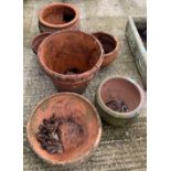 6 TERRACOTTA POTS