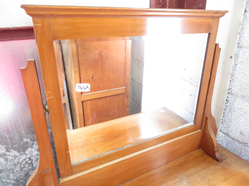 VIEWING/COLLECTION FOR THIS LOT IS AT ACCESS HOUSE, 157 THE BUTTS, FROME, BA11 4AQ MAHOGANY DRESSING - Image 3 of 4