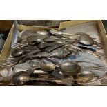 QUANTITY OF SILVERPLATED & OTHER CUTLERY