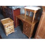 VIEWING/COLLECTION FOR THIS LOT IS AT ACCESS HOUSE, 157 THE BUTTS, FROME, BA11 4AQ PINE DESK, PINE