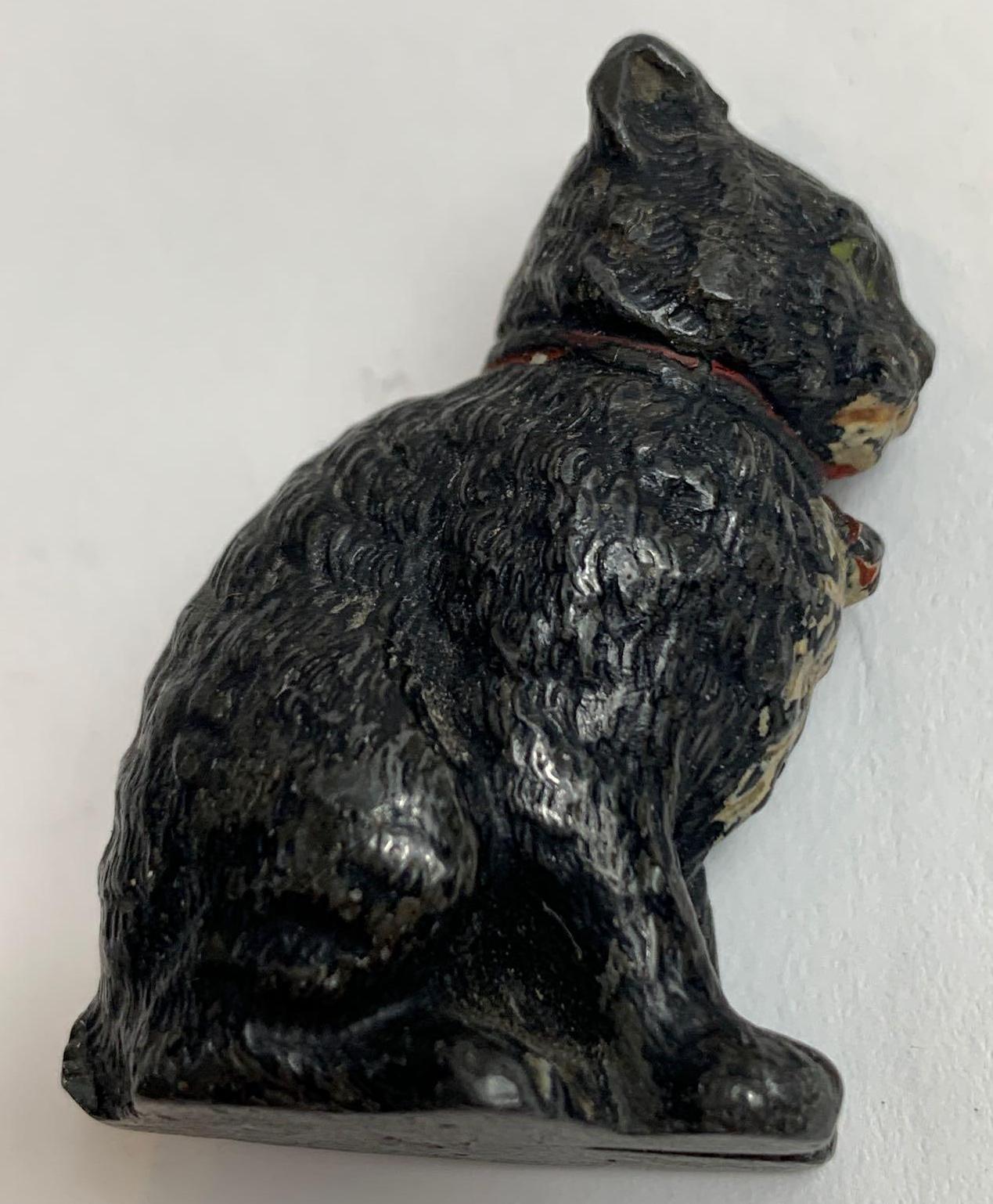 A 20th century cold painted bronze of a cat in the style Franz Bergman - Bild 3 aus 5