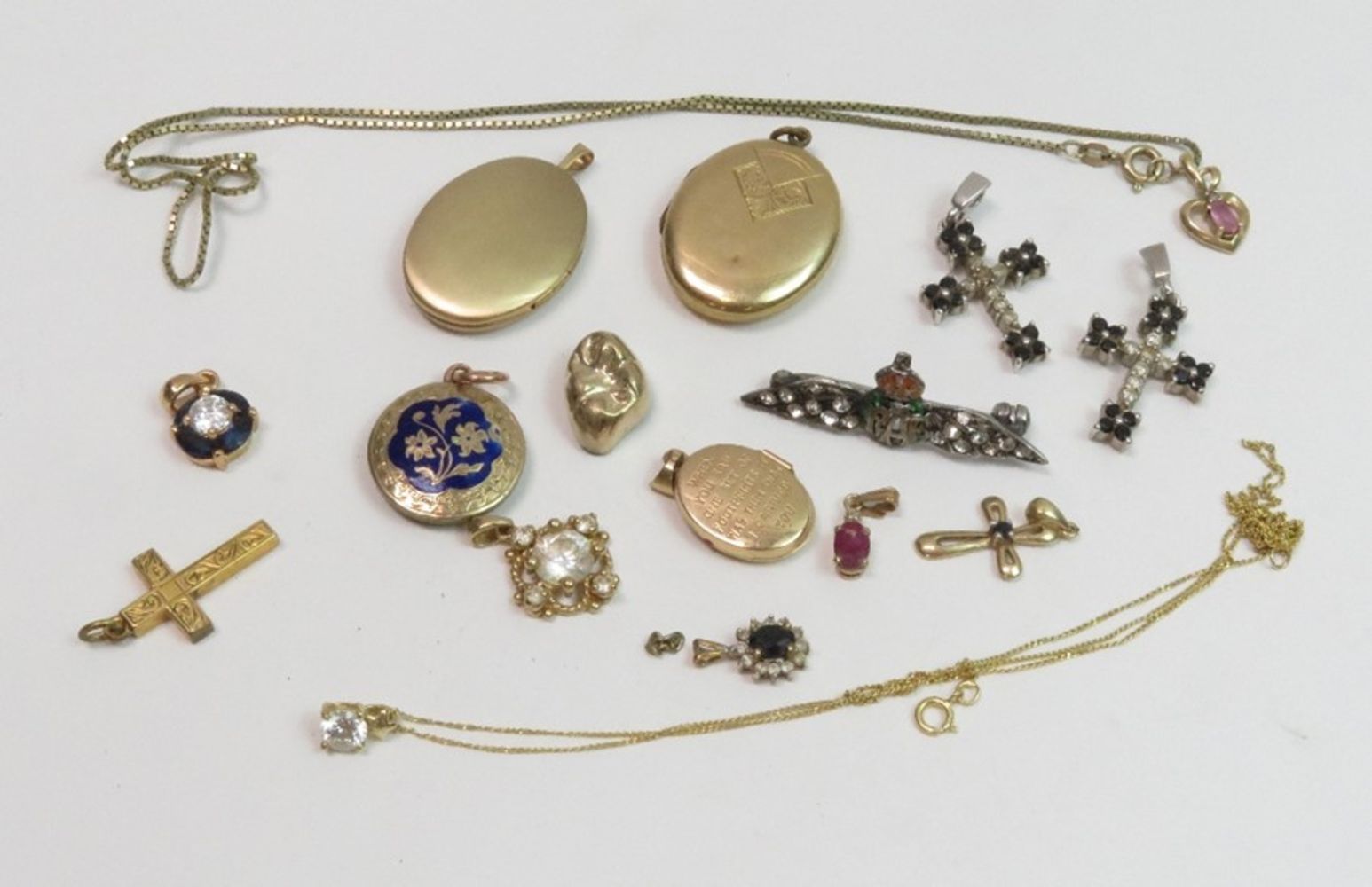 Jewellery, Antiques & Collectables Sale - Online Only