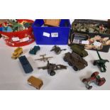 A quantity of plastic toy soldiers including Timpo